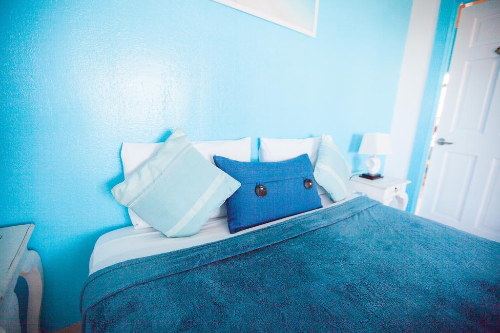 Paradise Bay Bahamas Couette-café
